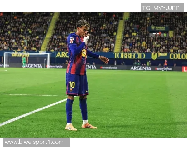 巴德吉因轻微不适缺席合练仍有望入选加泰德比大名单 巴德吉因轻微不适缺席合练仍有望入选加泰德比大名单