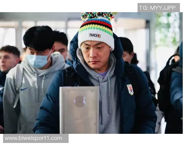 山东泰山队出发武汉备战中超收官战全力争胜迎接武汉三镇挑战