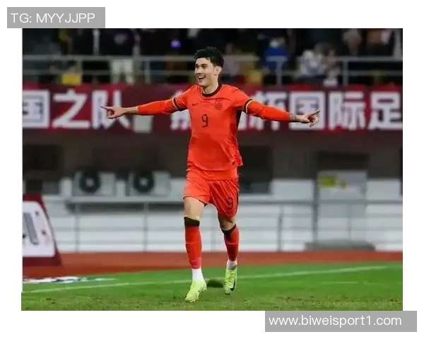 彭啸逆足爆射破门后模仿贝林厄姆庆祝引发全场欢呼